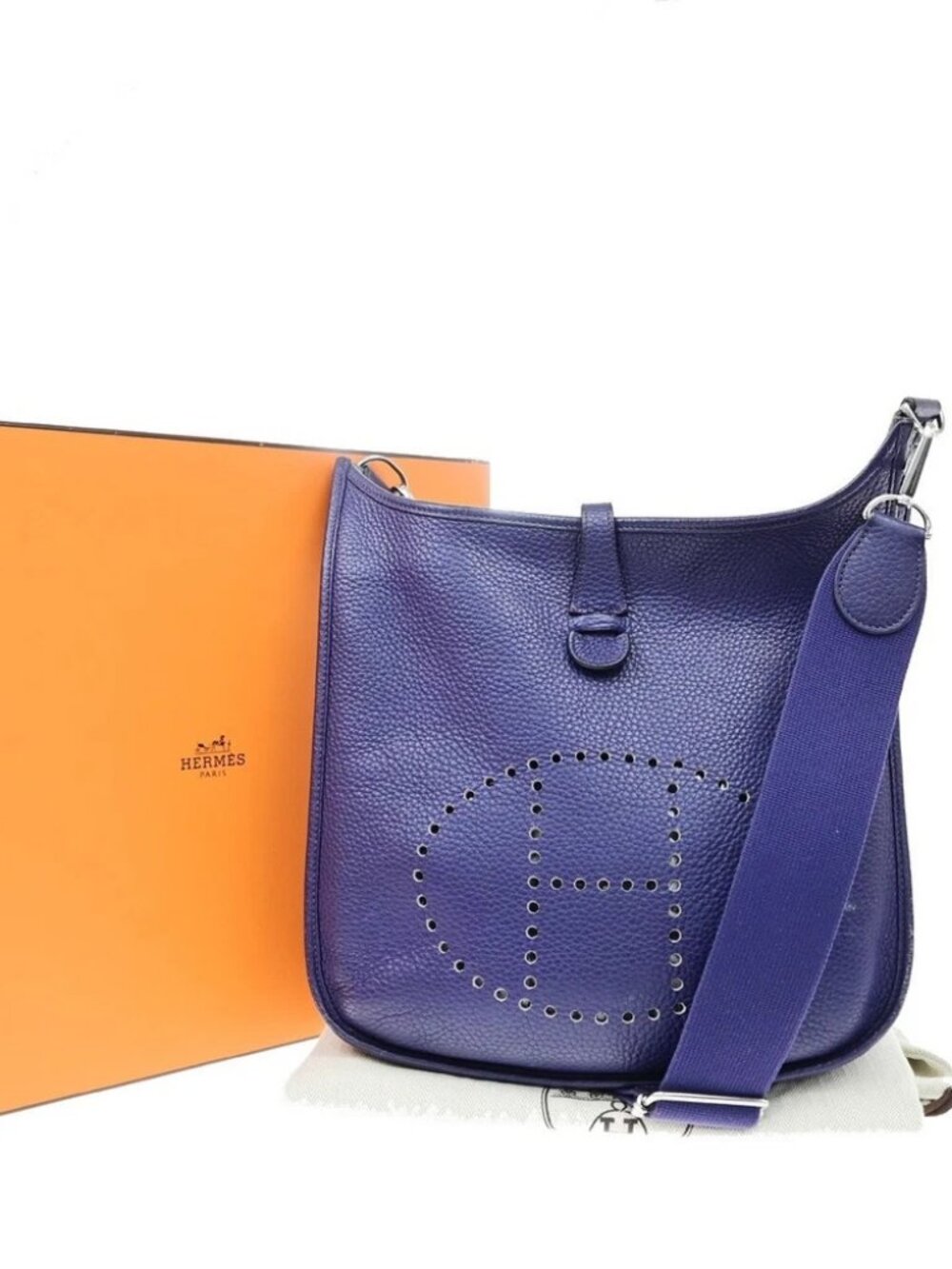 HERMES Evelyne 3 PM Shoulder Bag Taurillon Clemence Leather PE France